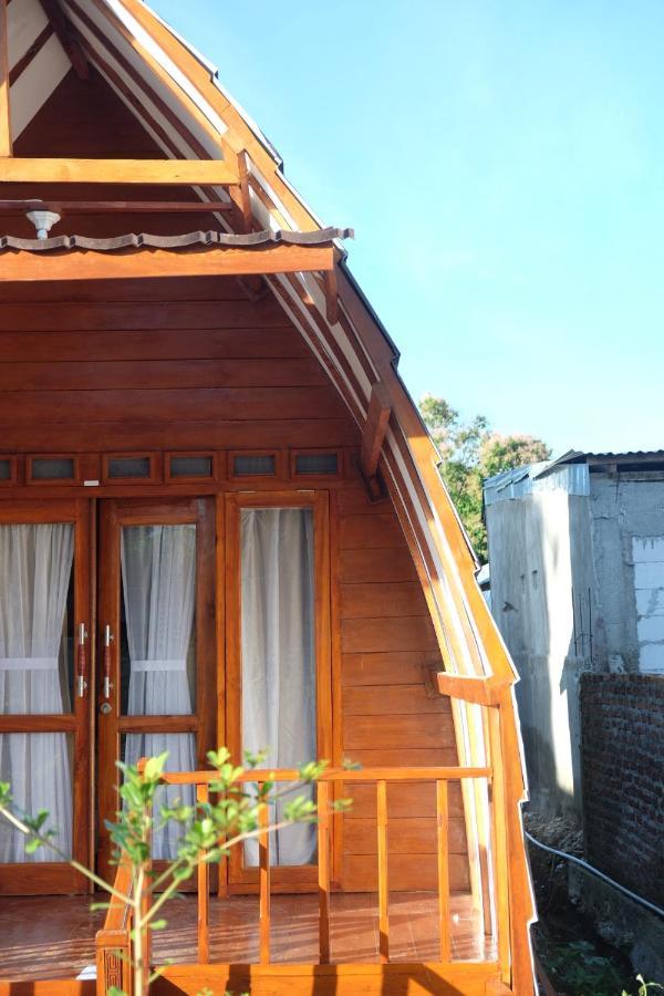 Raffles Inn Labuan Bajo Eksteriør billede