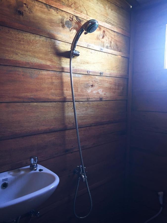 Raffles Inn Labuan Bajo Eksteriør billede